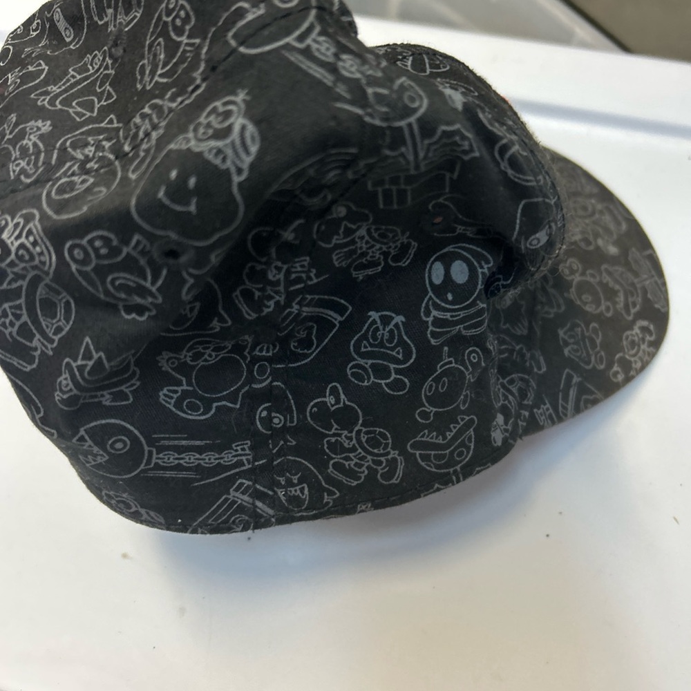 Nintendo Black Super Mario Hat - Picture 2 of 5